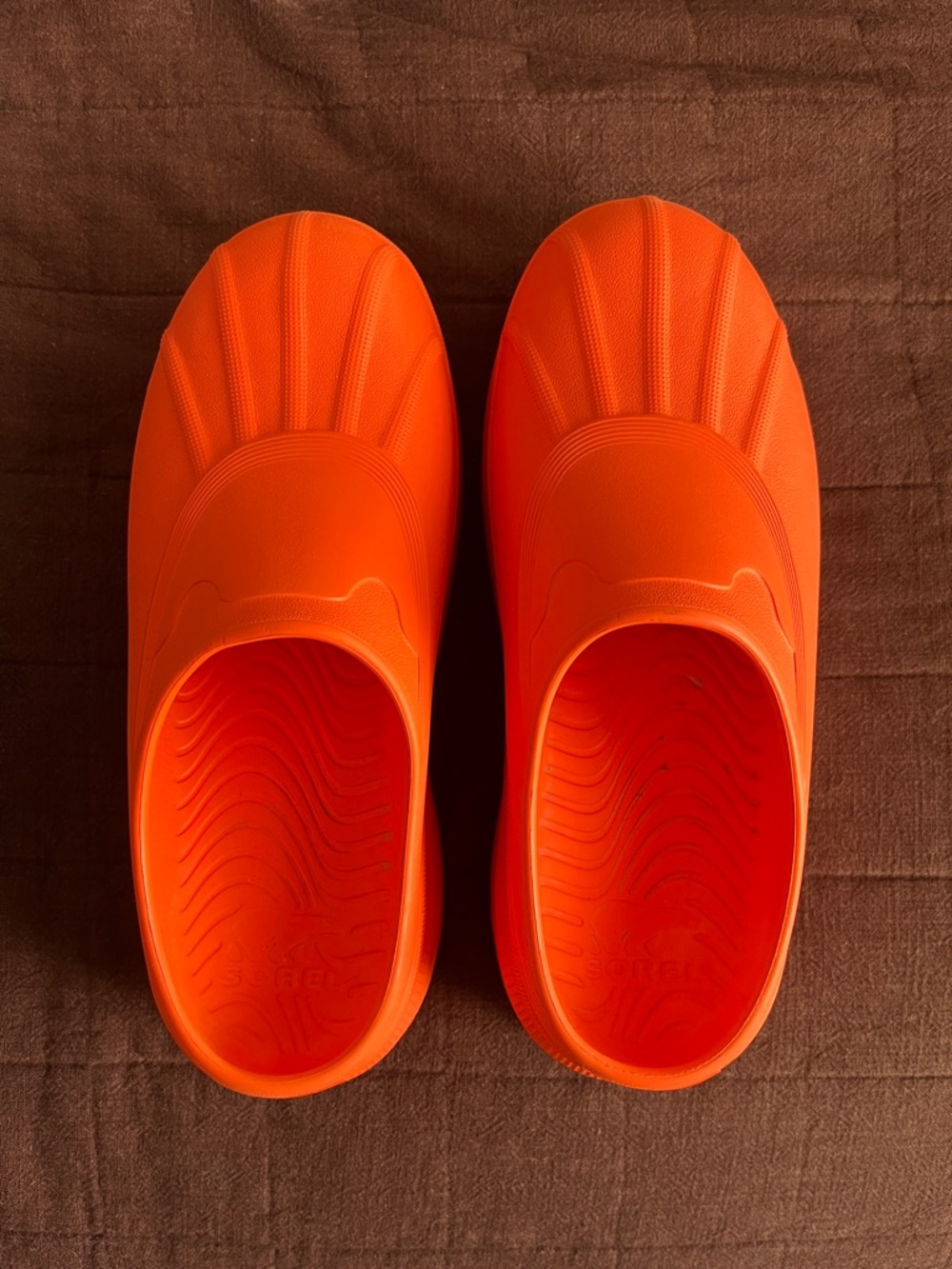 Bright Orange Sorel Caribou Slip-On Clogs 🍊